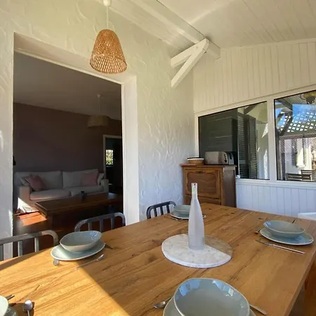 Holiday home Charming House With Garden *